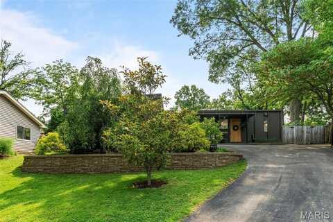 616 Hickory Hollow Lane, Saint Louis, MO 63122