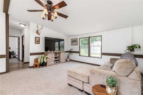 28079 Sapphire, Richland, MO 65556