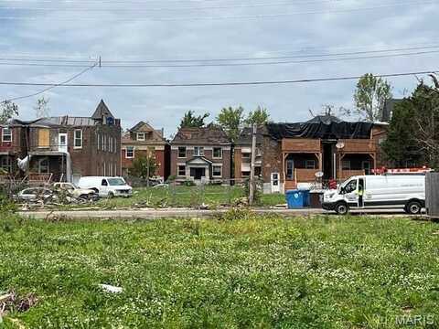 5163 Kensington Avenue, Saint Louis, MO 63108