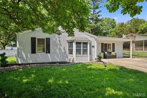 1925 Pecan Tree Street, Saint Peters, MO 63376