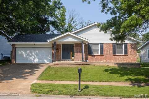 531 Charoak Drive, Ballwin, MO 63021