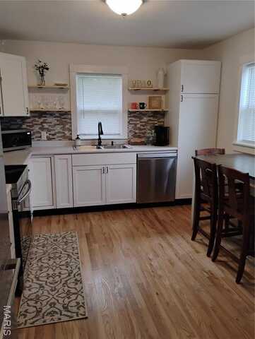 131 Sackett Street, Licking, MO 65542