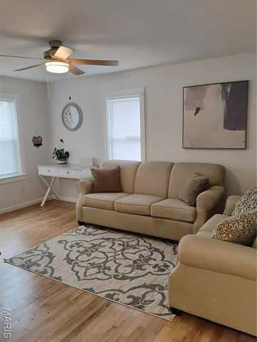 131 Sackett Street, Licking, MO 65542