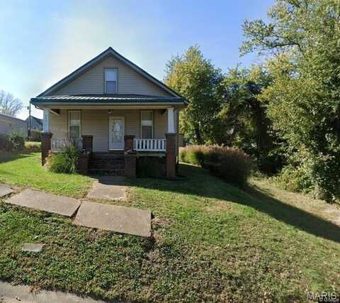 249 Maple Street, Chester, IL 62233