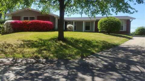 3155 Classic Drive, Florissant, MO 63033