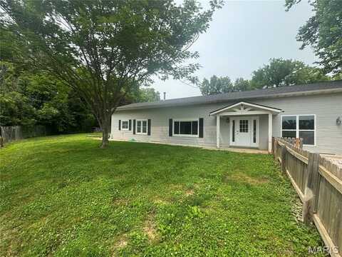 997 S Field Farm Road, Saint Clair, MO 63077
