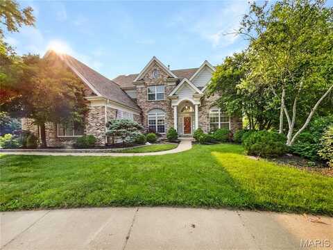 596 Eagle Manor Lane, Chesterfield, MO 63017