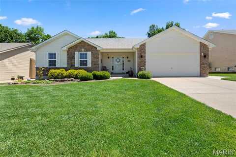 748 Pecan Hill Drive, Saint Charles, MO 63304