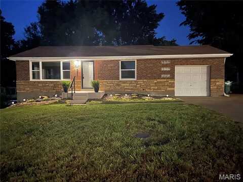 1121 Bosworth Drive, Saint Louis, MO 63137