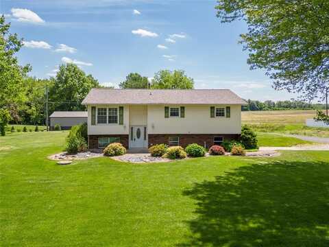 8800 Country Lane, Troy, IL 62294