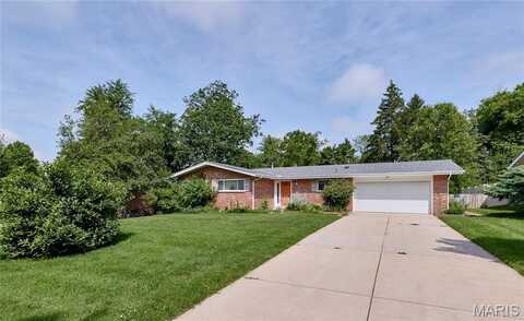 11149 Clarissa Drive, Creve Coeur, MO 63141