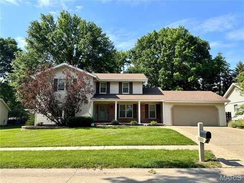 16059 Meadow Oak Drive, Chesterfield, MO 63017