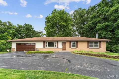 709 Stamper Lane, Godfrey, IL 62035