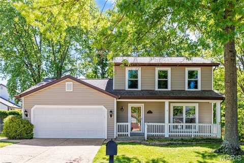 204 Oakwood Farms Court, Ballwin, MO 63021
