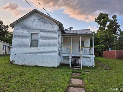 614 W Saint Louis Street, De Soto, MO 63020