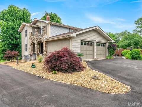 13 Heritage Drive, Villa Ridge, MO 63089