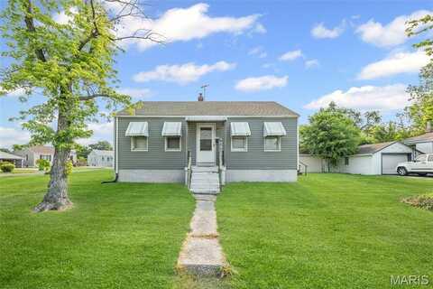 100 Bonds Avenue, East Alton, IL 62024