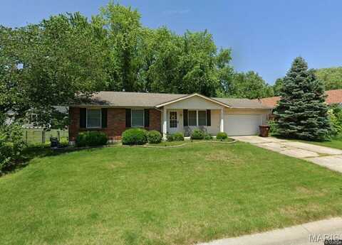 18 Novella Drive, Saint Peters, MO 63376