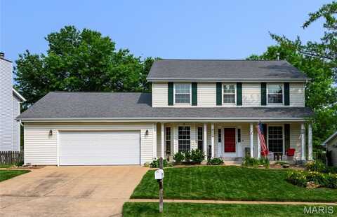 888 Oakmoor Drive, Fenton, MO 63026