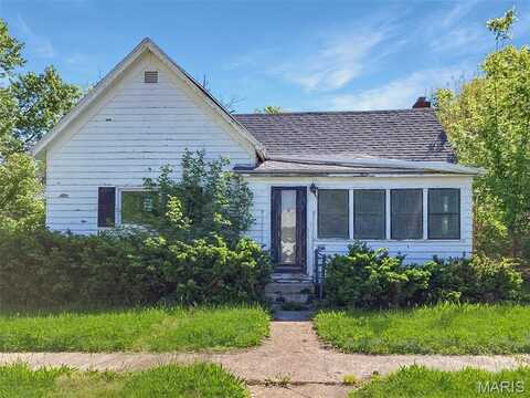 215 Market Street, Brookfield, MO 64628