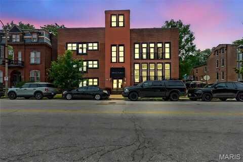2401 S 12th Street, Saint Louis, MO 63104