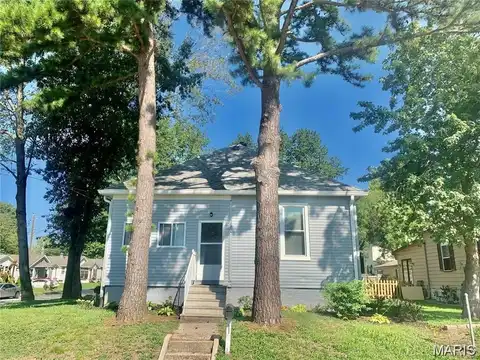 623 S 20th Street, Belleville, IL 62226