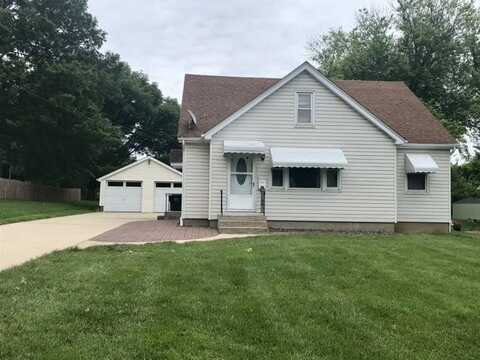 420 N Library Street, Waterloo, IL 62298