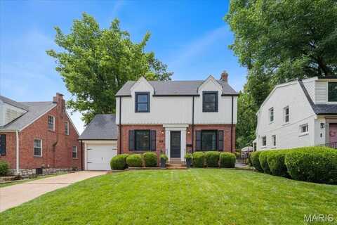 287 Elm Avenue, Glendale, MO 63122