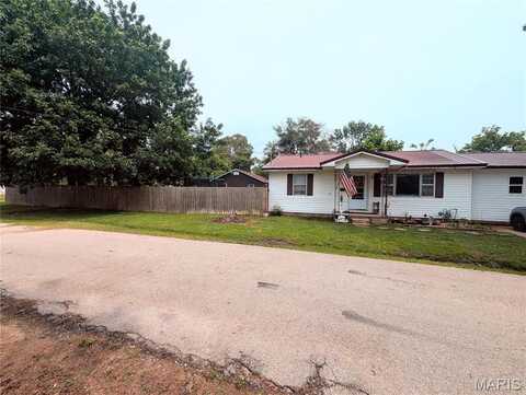 200 N Elm Street, Campbell, MO 63933