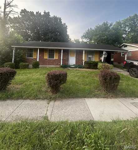 7250 Howdershell Road, Hazelwood, MO 63042