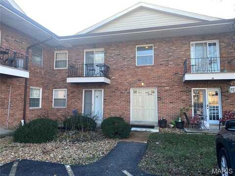 6966 Colonial Woods Drive, Saint Louis, MO 63129
