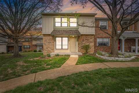 2318 Hidden Meadow Lane, Ballwin, MO 63021