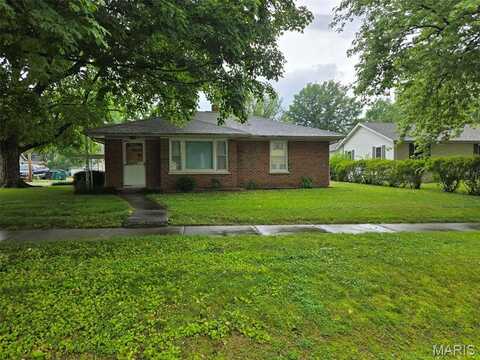 571 15th Street, Carlyle, IL 62231
