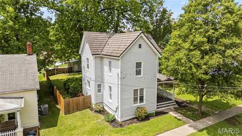 409 Cherry Street, Lebanon, IL 62254