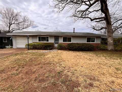 745 Montego Drive, Crestwood, MO 63126