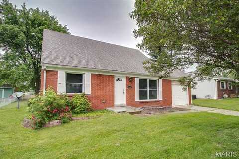 615 Saint Peter Drive, Godfrey, IL 62035