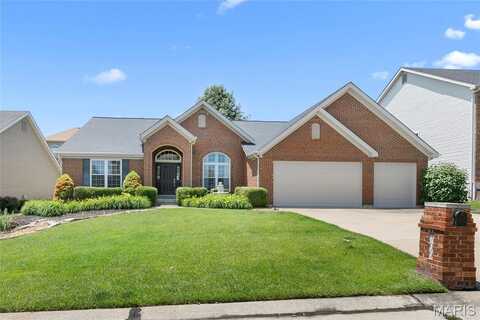 709 Cooper Way Drive, O'fallon, MO 63368