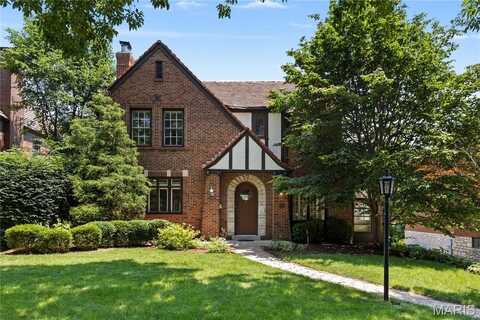 46 Broadview Drive, Clayton, MO 63105