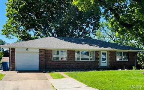 7830 Apple Valley Drive, Affton, MO 63123
