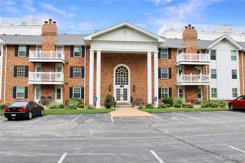312 Clayton Crossing Drive, Ellisville, MO 63011