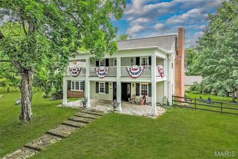 2041 Desloge Estates Drive, Villa Ridge, MO 63089