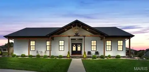 108 Baileys Court, Highland, IL 62249
