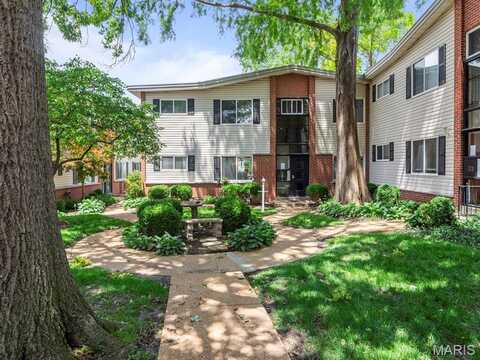 121 E Washington, Kirkwood, MO 63122