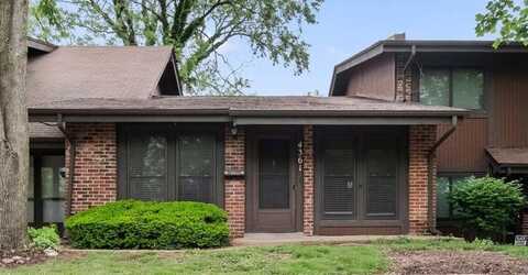 4361 Tavistock Circle, Saint Louis, MO 63129