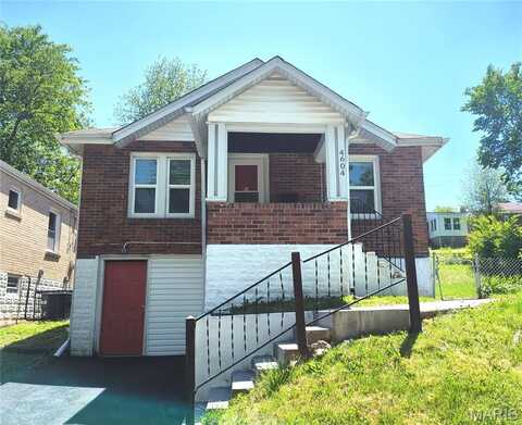 4604 June Avenue, Northwoods, MO 63121