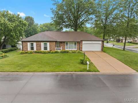 840 Vicksburg Drive, Belleville, IL 62221