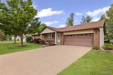 335 Nottingham Lane, Highland, IL 62249