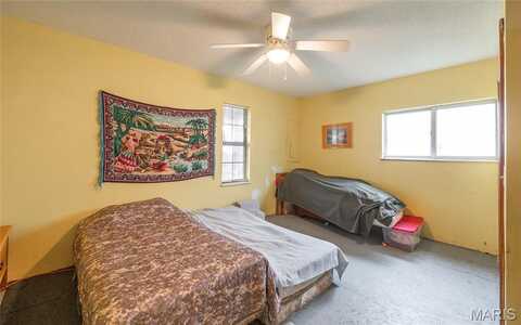 506 E Colorado Avenue E, Bland, MO 65014