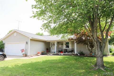 708 Ash Street, Greenville, IL 62246