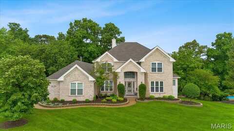 18212 Ashford Oaks Drive, Wildwood, MO 63038